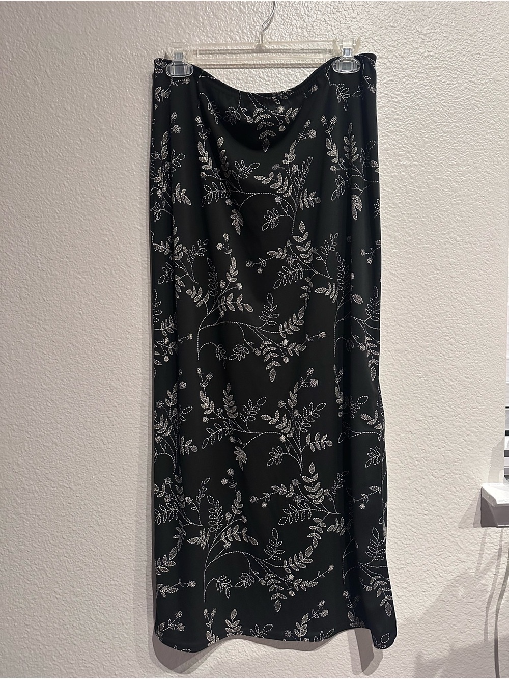 Kathie Lee Collection Black Maxi Skirt with White Floral Vine Print